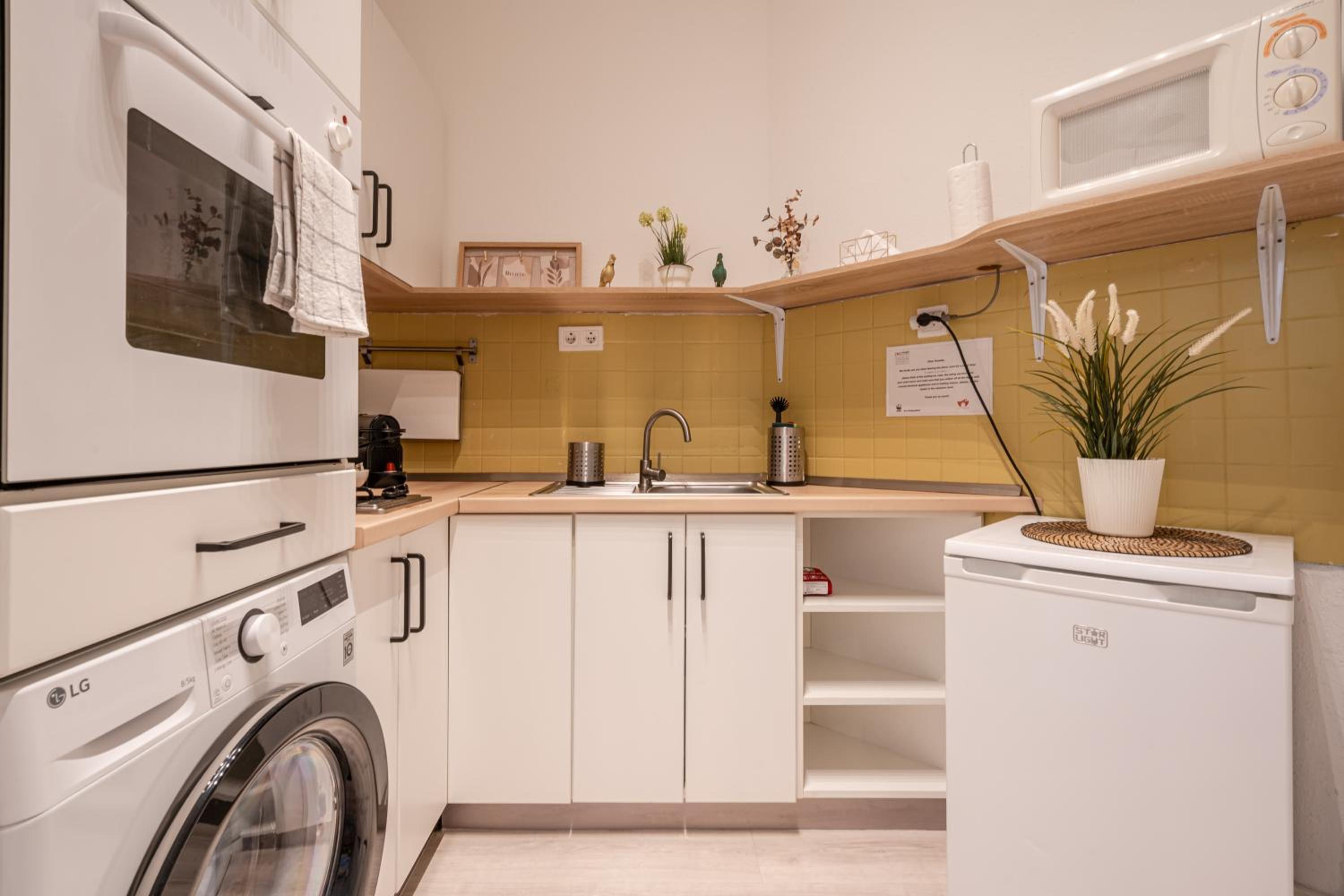 Cozy & Lovely Nest in Budapest Soho view 4