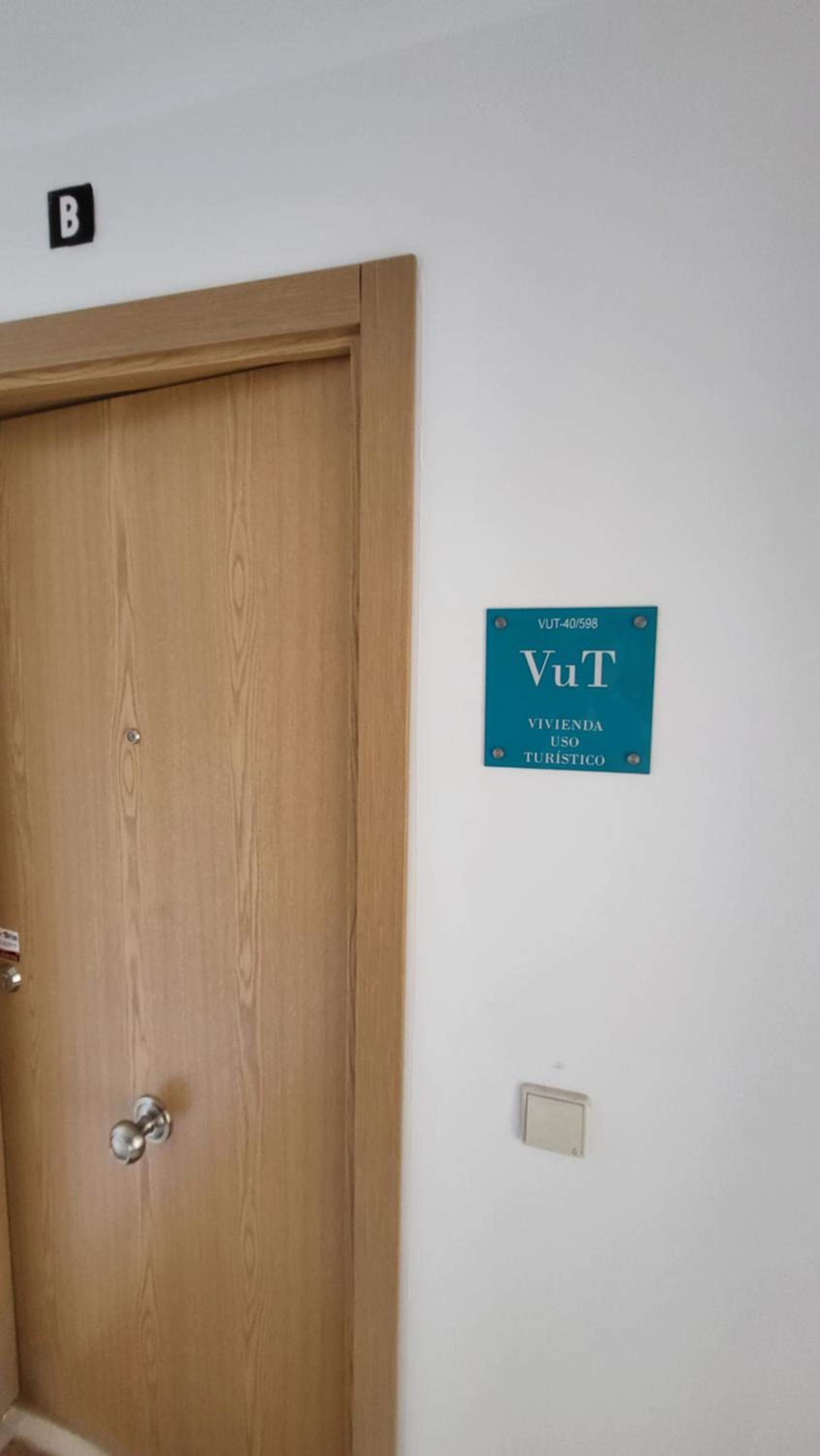 Las Casitas de Bernuy VUT