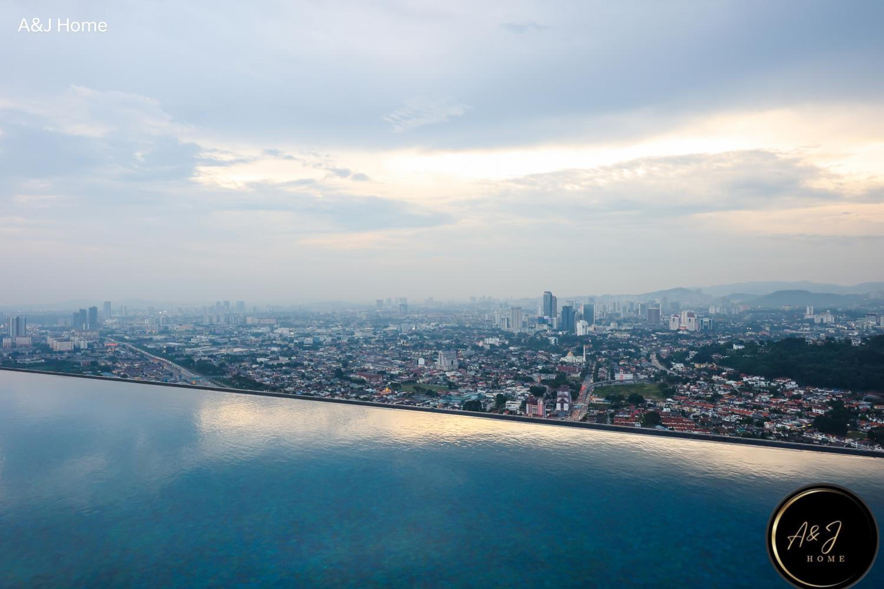 Host&Guest Deluxe Suite Old Klang Road KL
