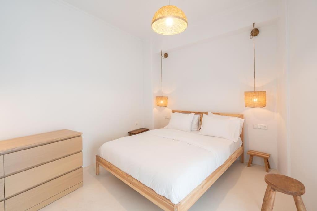 Prime Location 1-Bedroom Apt