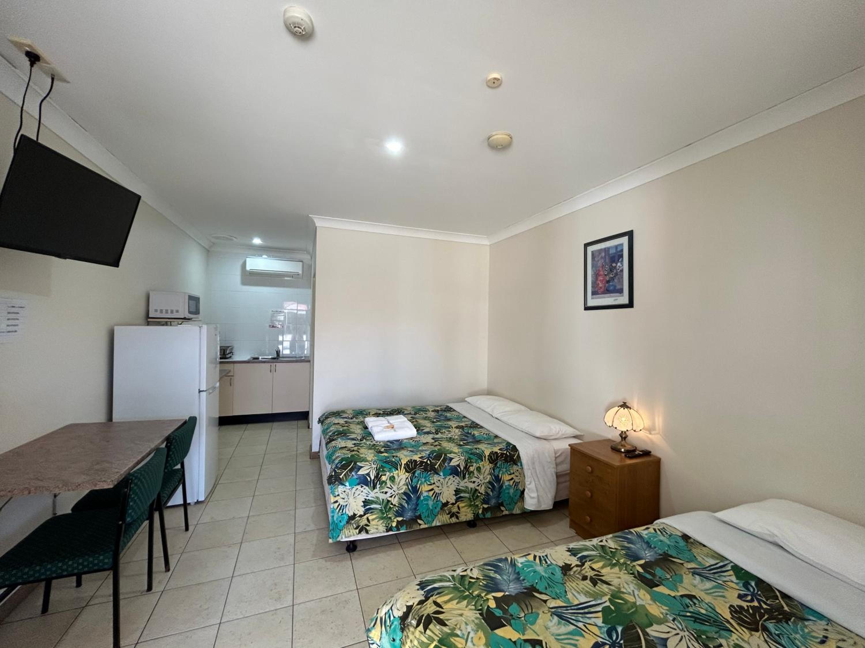iGrand Motel view 3
