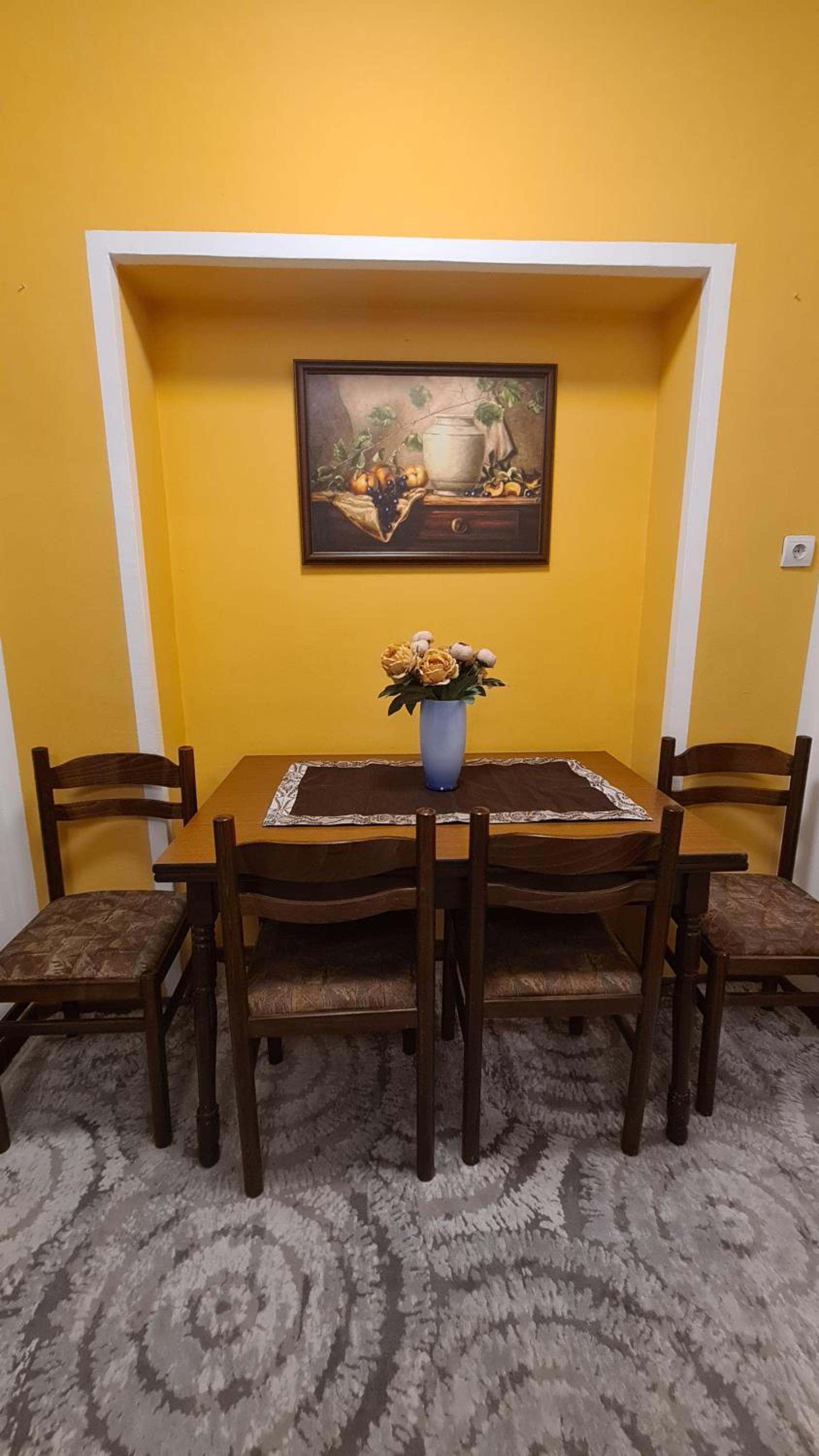 Apartment Ellena