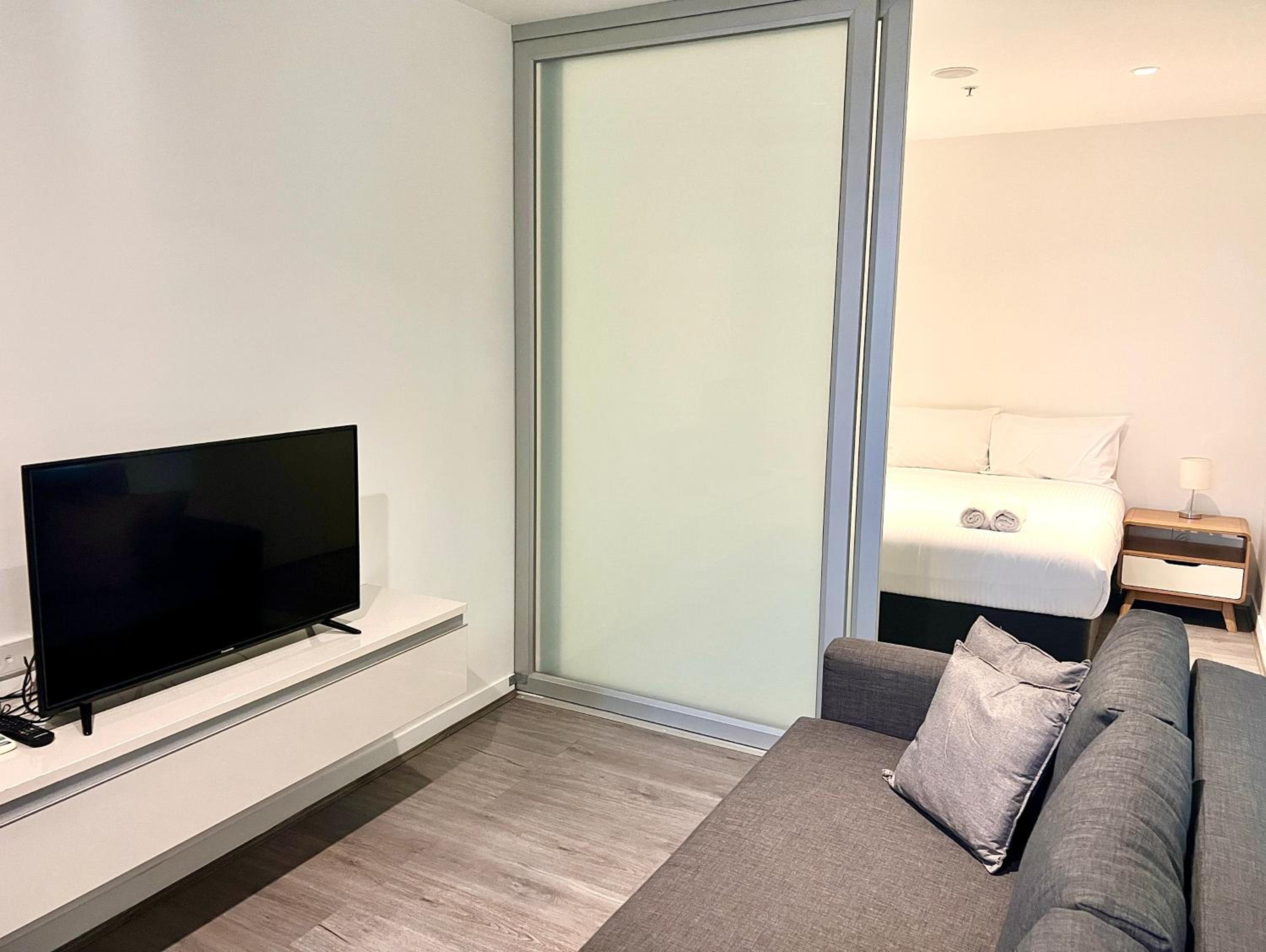 ReadySet Apartments at Madison