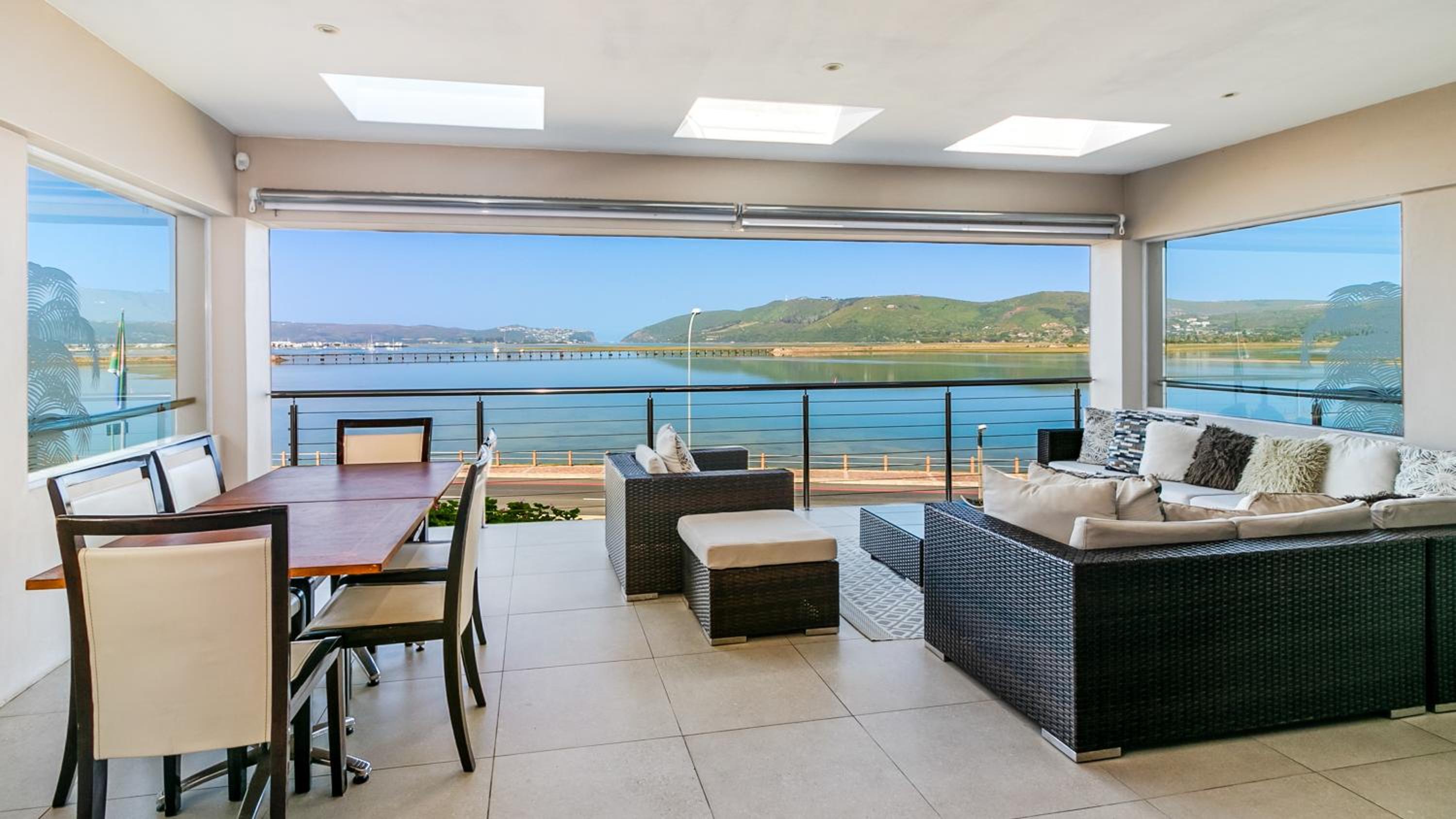 Phoenix Lodge and Waterside Accommodation