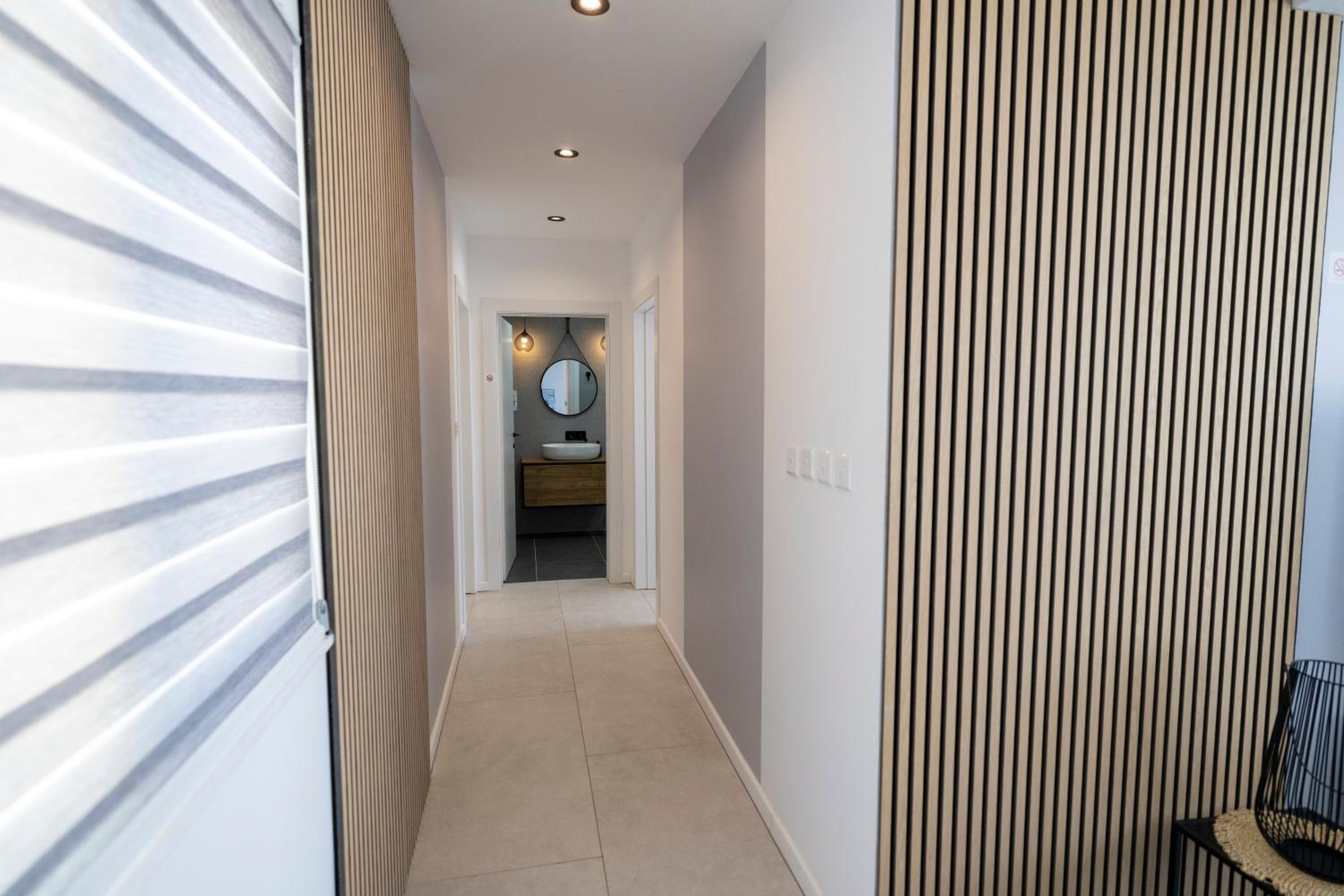 Terraced Penthouse with Views and Jacuzzi photo 3