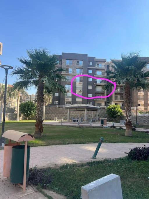 New Cairo Luxurious Apartment with Wide Garden View