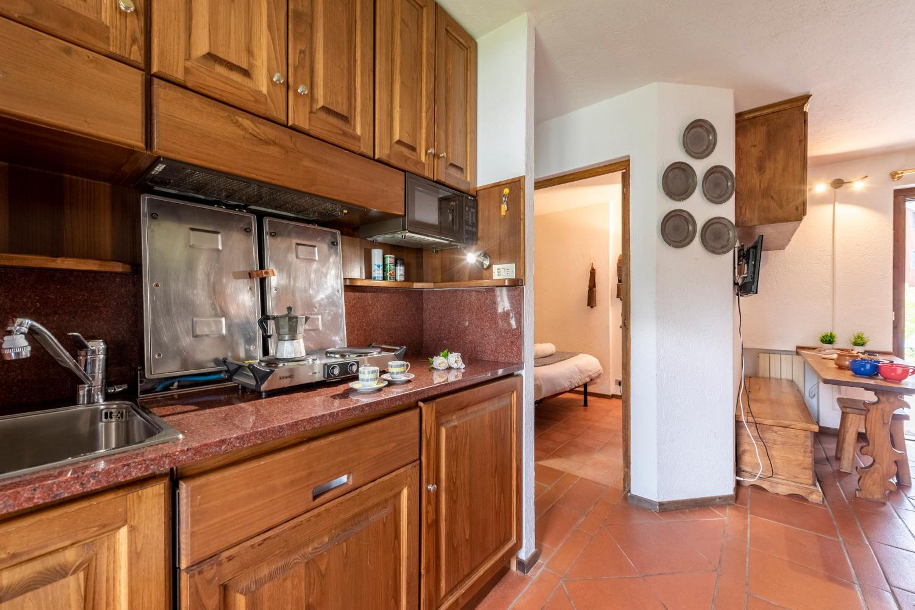 Charming Apart with Garden in Courmayeur - Happy Rentals view 5