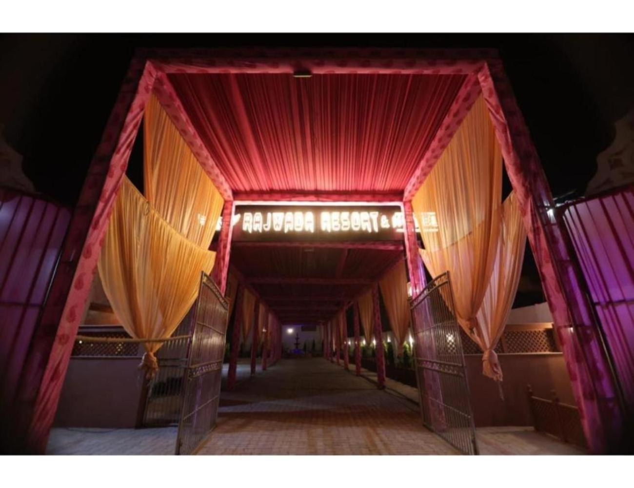 Hotel The Rajwada Resort, Mathura view 3