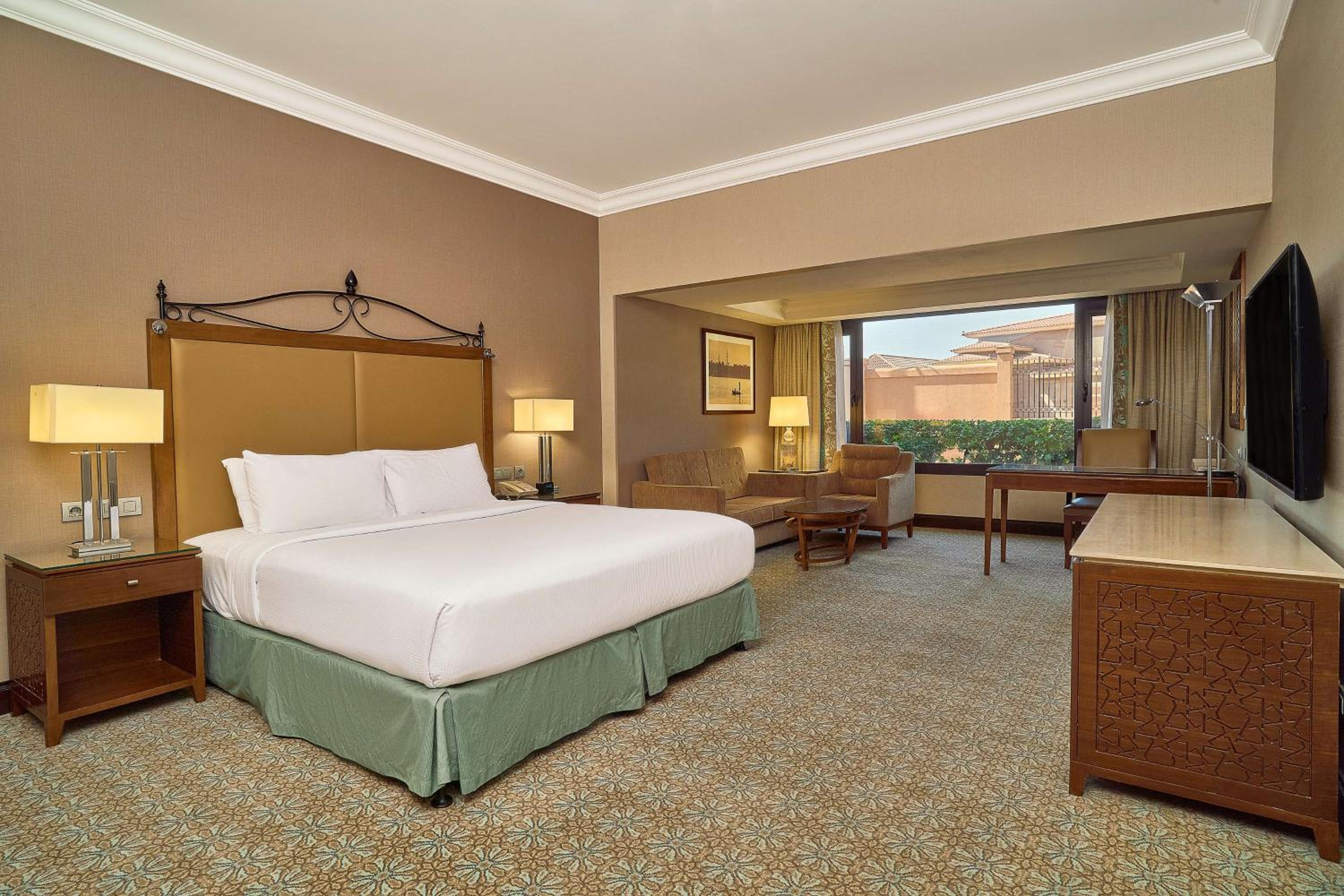 Hilton Alexandria King's Ranch Hotel