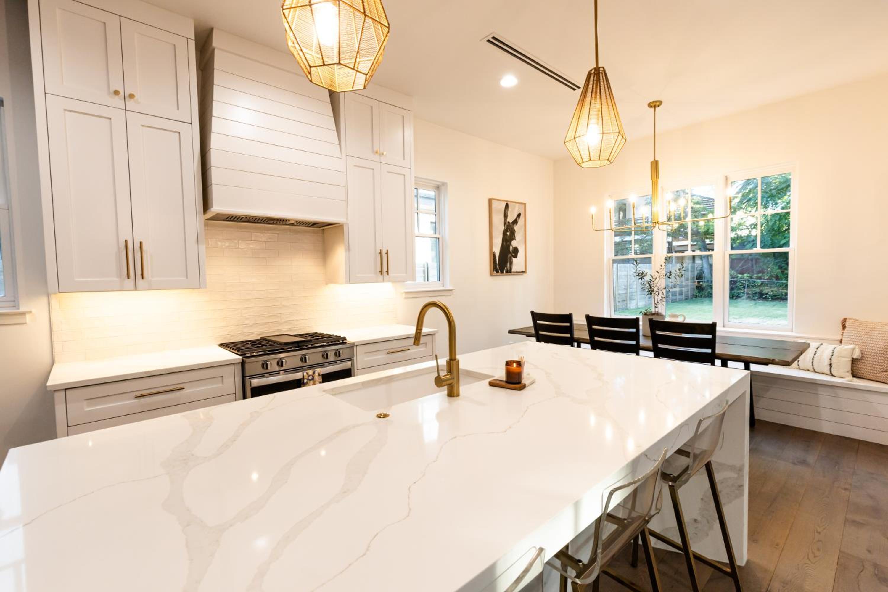 Downtown ATX Farm Haus - Property Image 9