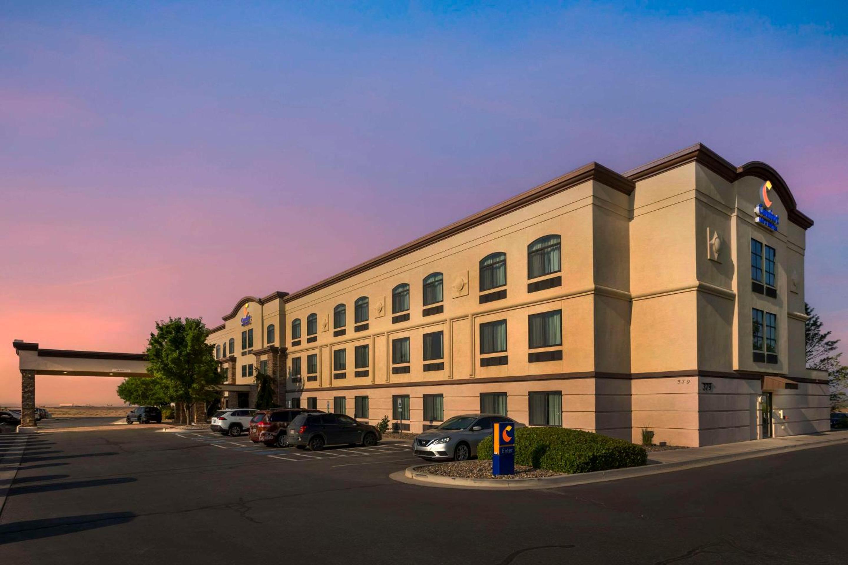 Twin Falls Vacations - Comfort Inn  Suites Jerome - Twin Falls - Property Image 2