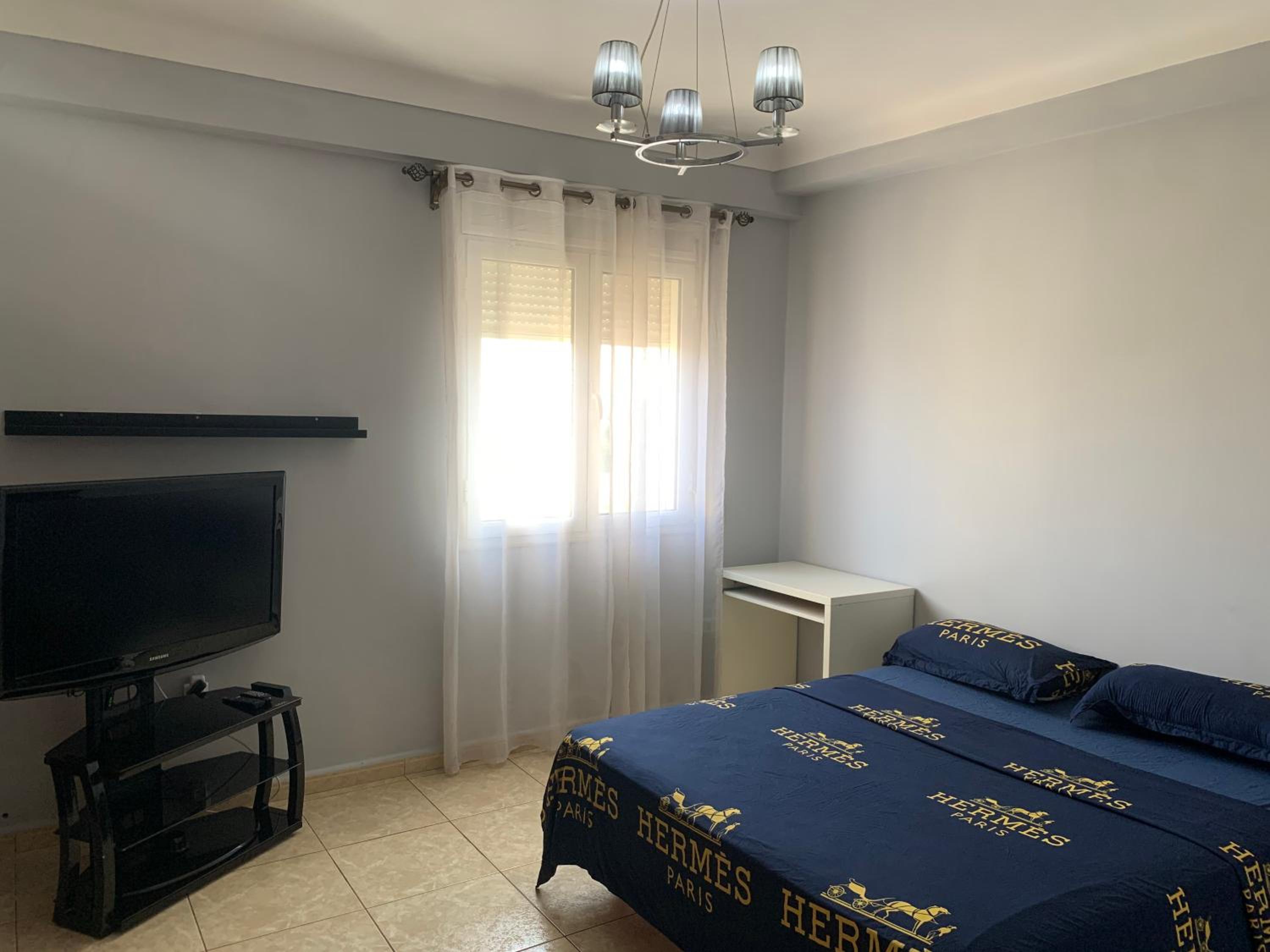 Splendide appartement style new-yorkais de 180 m2 à mobilart vue mer pour famille uniquement