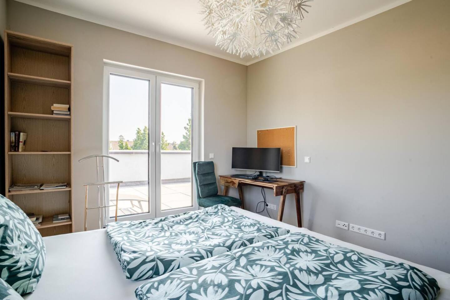 Luxuriöse Wohnung mit Terrasse und Balkon - 24h Check-In
