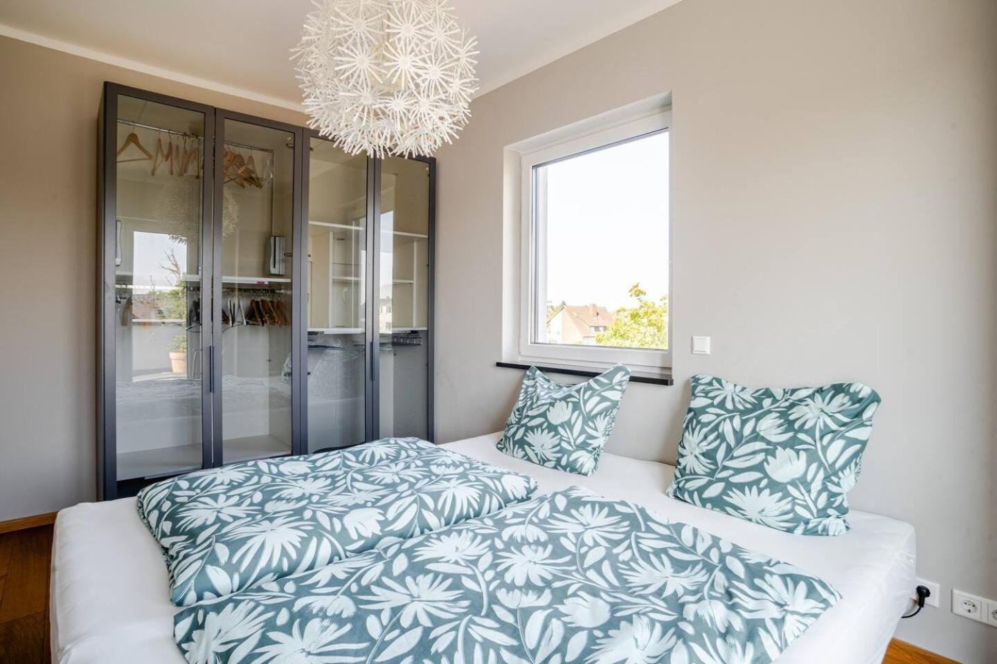 Luxuriöse Wohnung mit Terrasse und Balkon - 24h Check-In