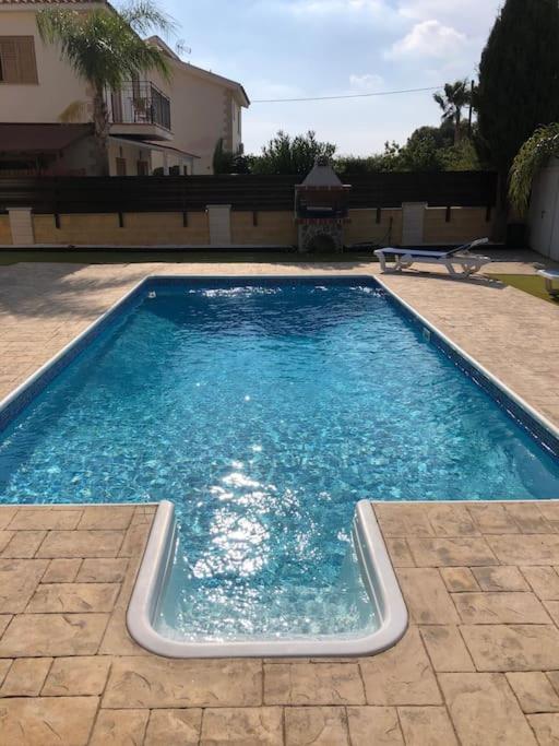 Palm Villa 3 bedrooms - Sleeps 6