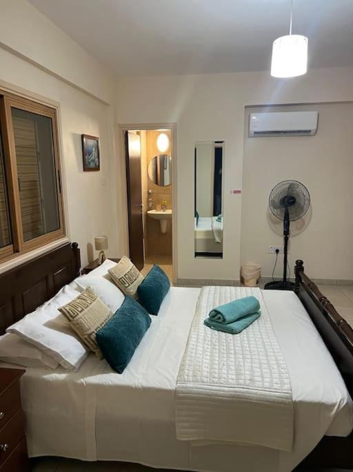 Palm Villa 3 bedrooms - Sleeps 6