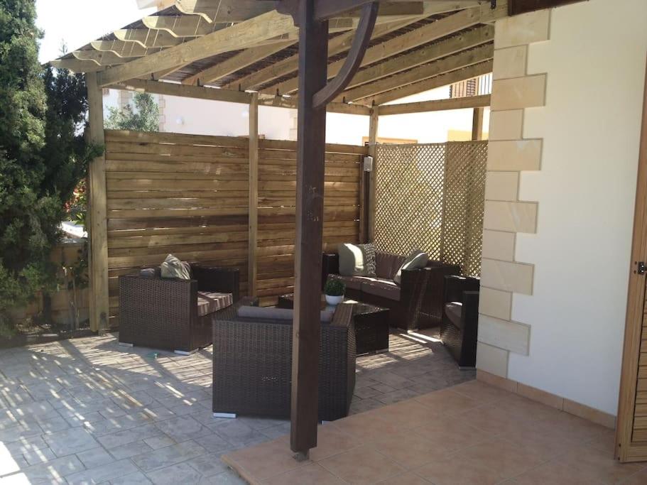 Palm Villa 3 bedrooms - Sleeps 6