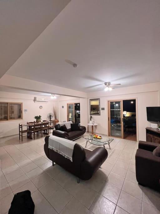 Palm Villa 3 bedrooms - Sleeps 6