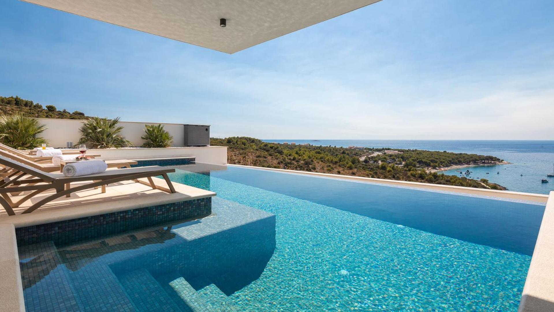 Villa Oliva view 3