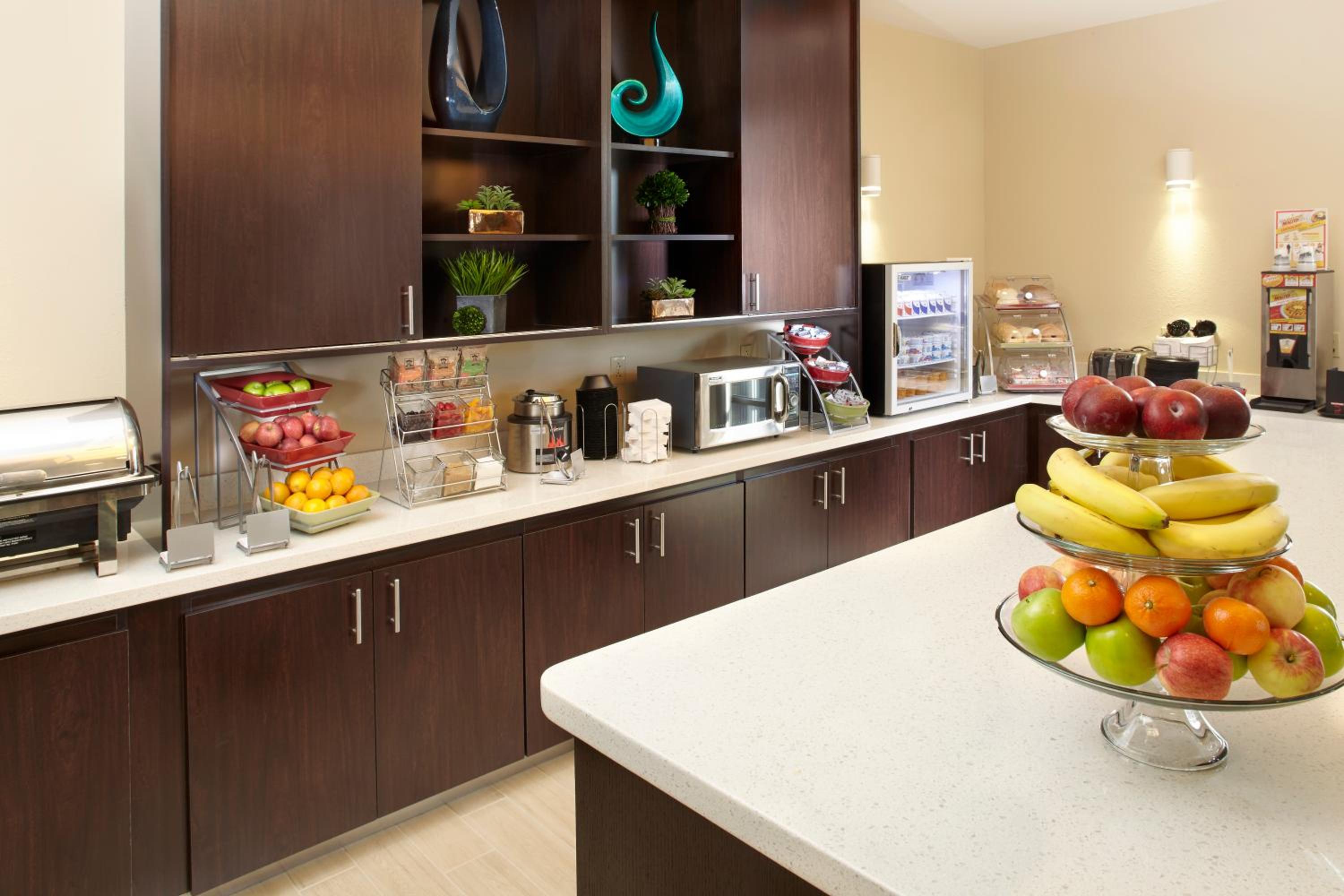 Hawthorn Suites by Wyndham Bridgeport