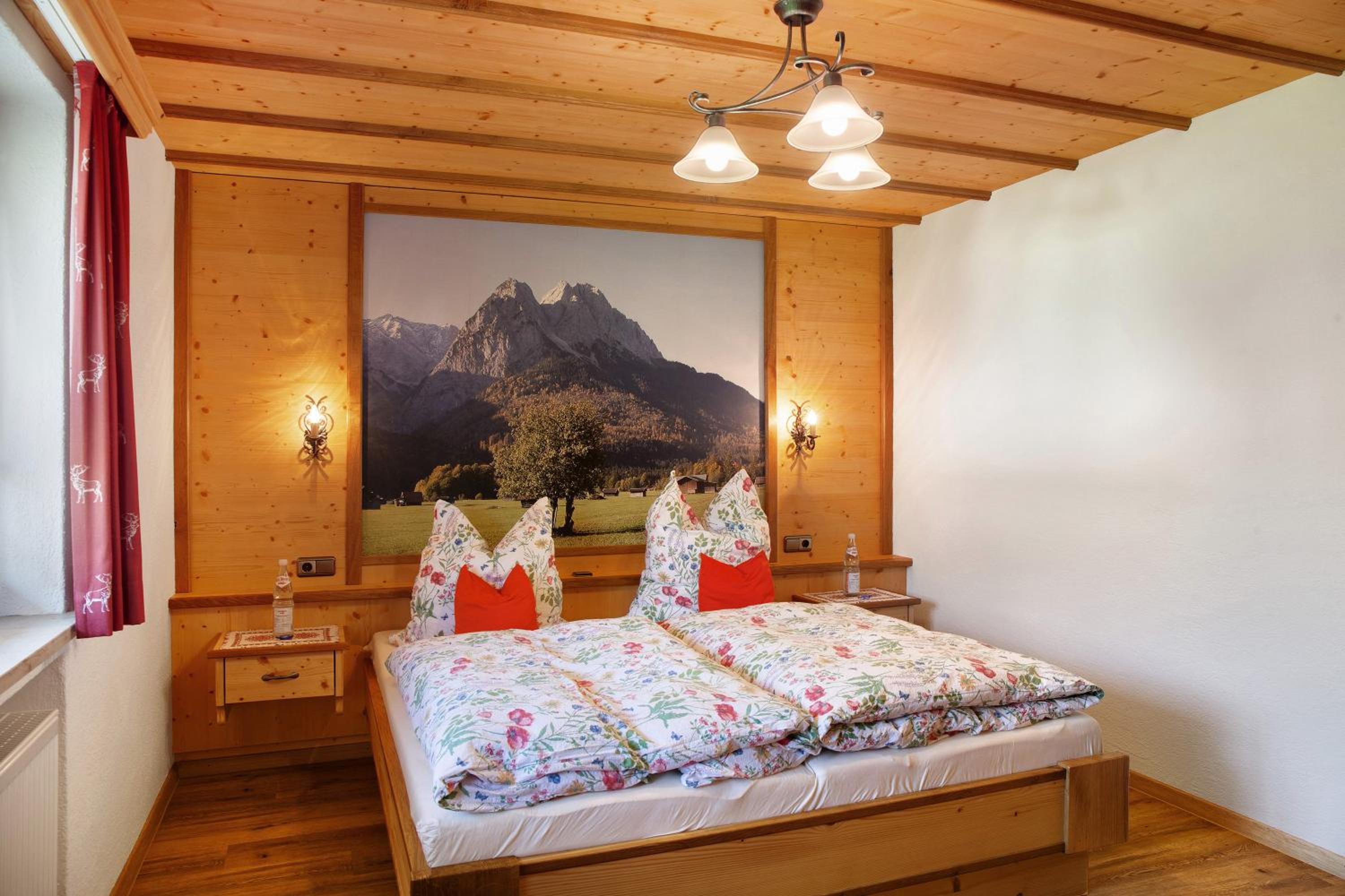 Ferienwohnung Waxensteinblick
