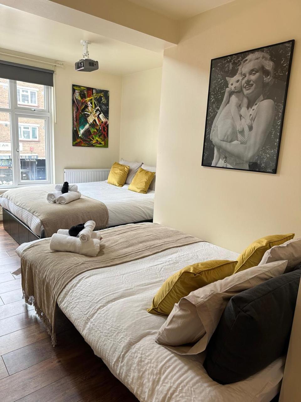 Ensuite Room Shoreditch
