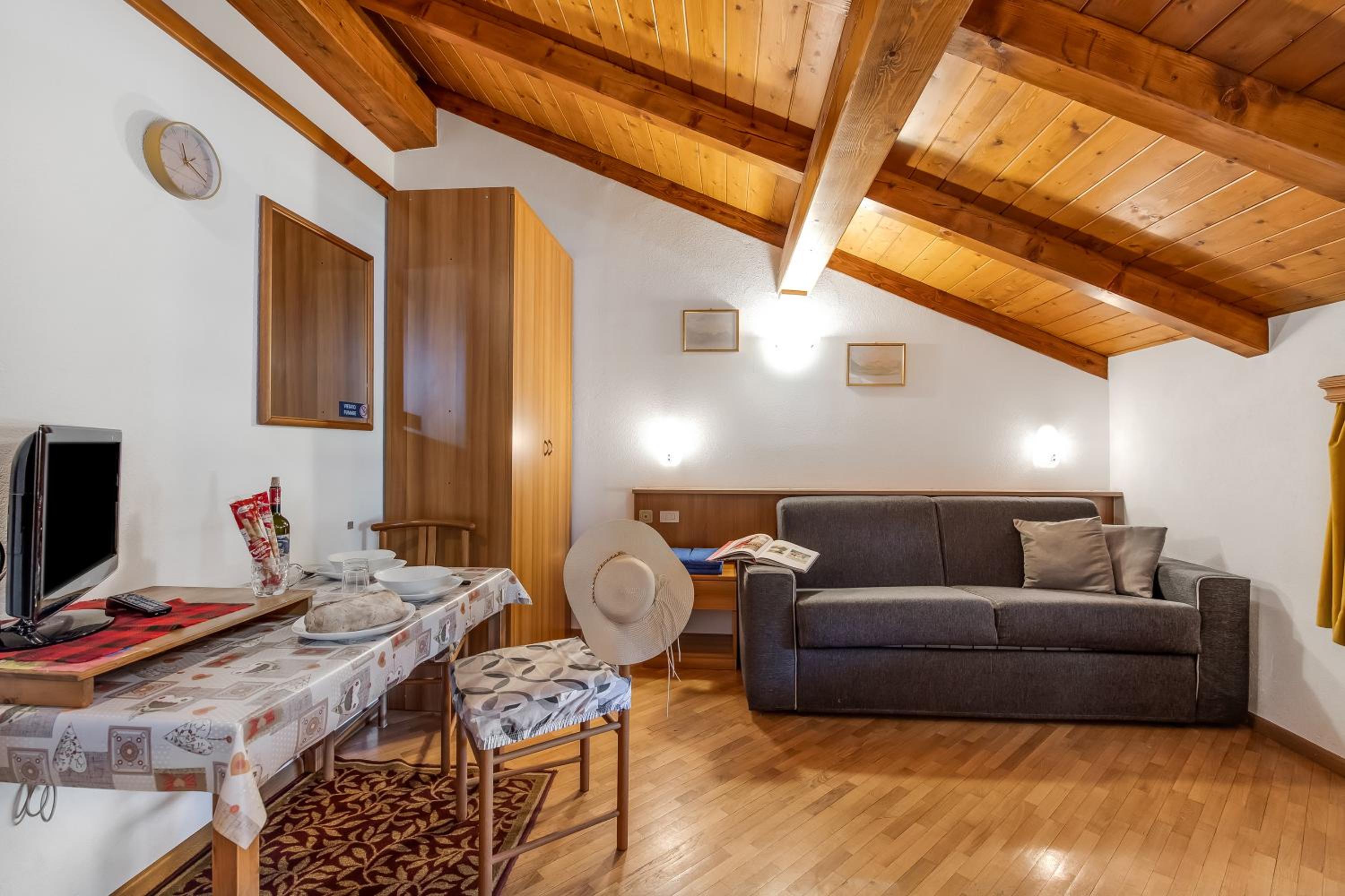 Baita Campacc Apartments - Happy Rentals view 4