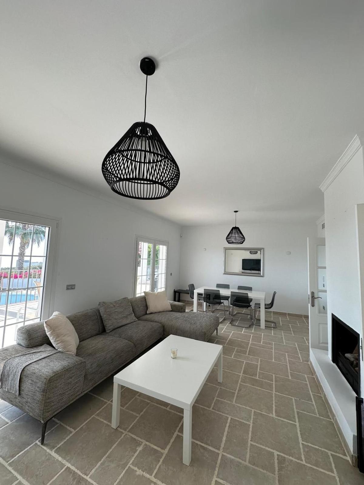 Seaview Villa