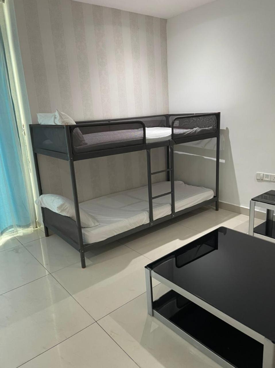 JB City D'Esplanade Shopping mall apartment