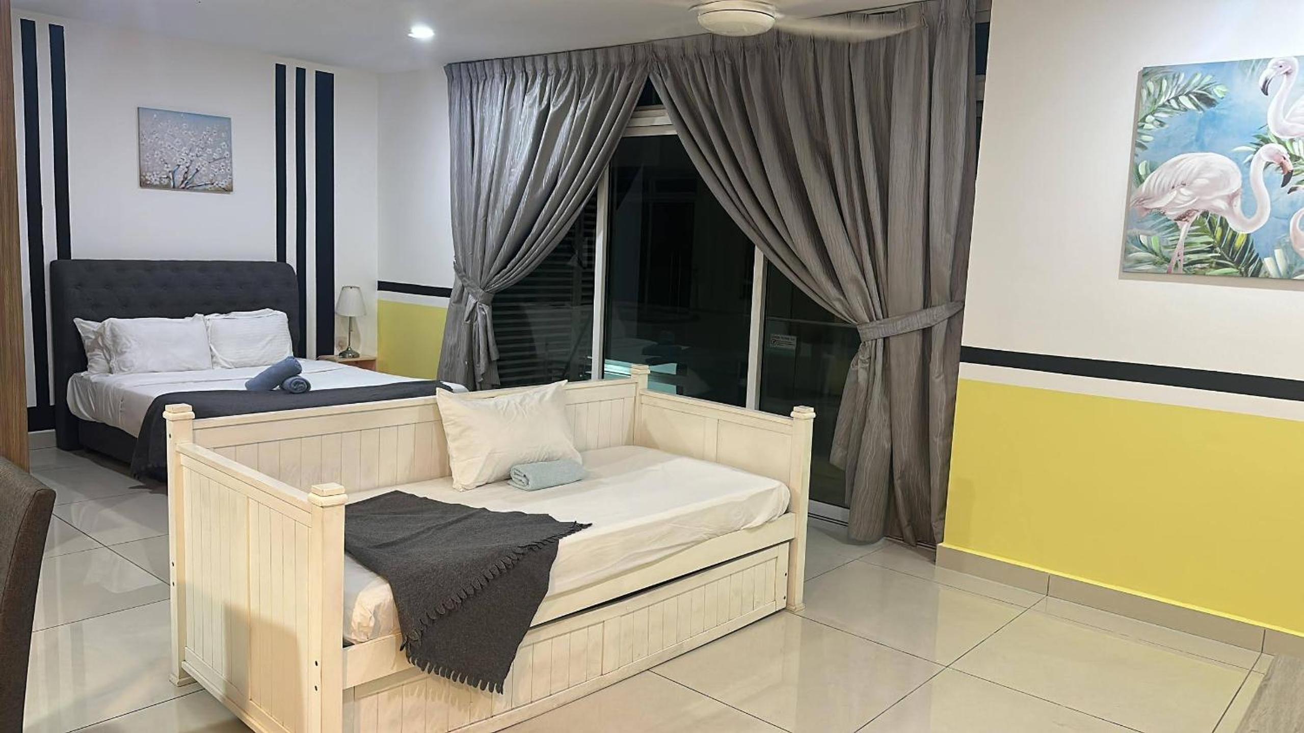 JB City D'Esplanade Shopping mall apartment