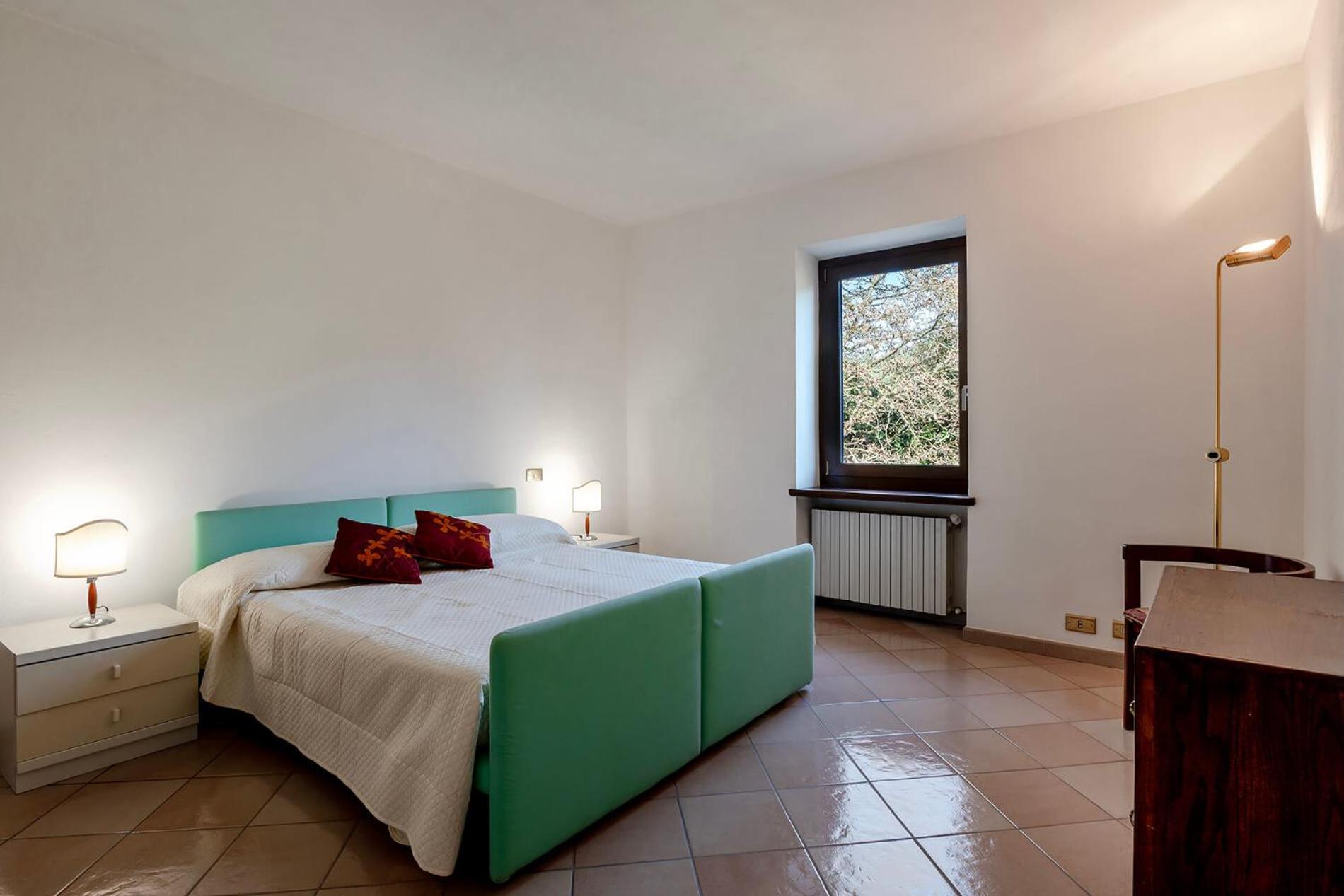 Villa Valleggia with pool