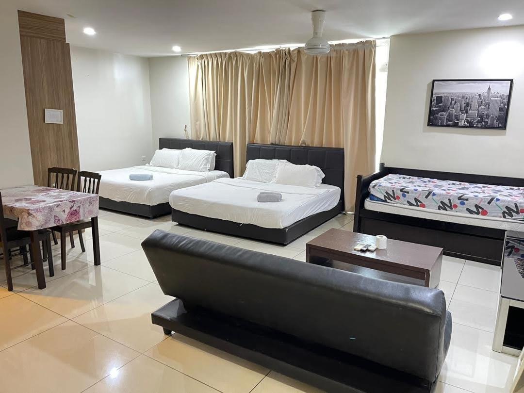 JB City D'Esplanade Shopping mall apartment