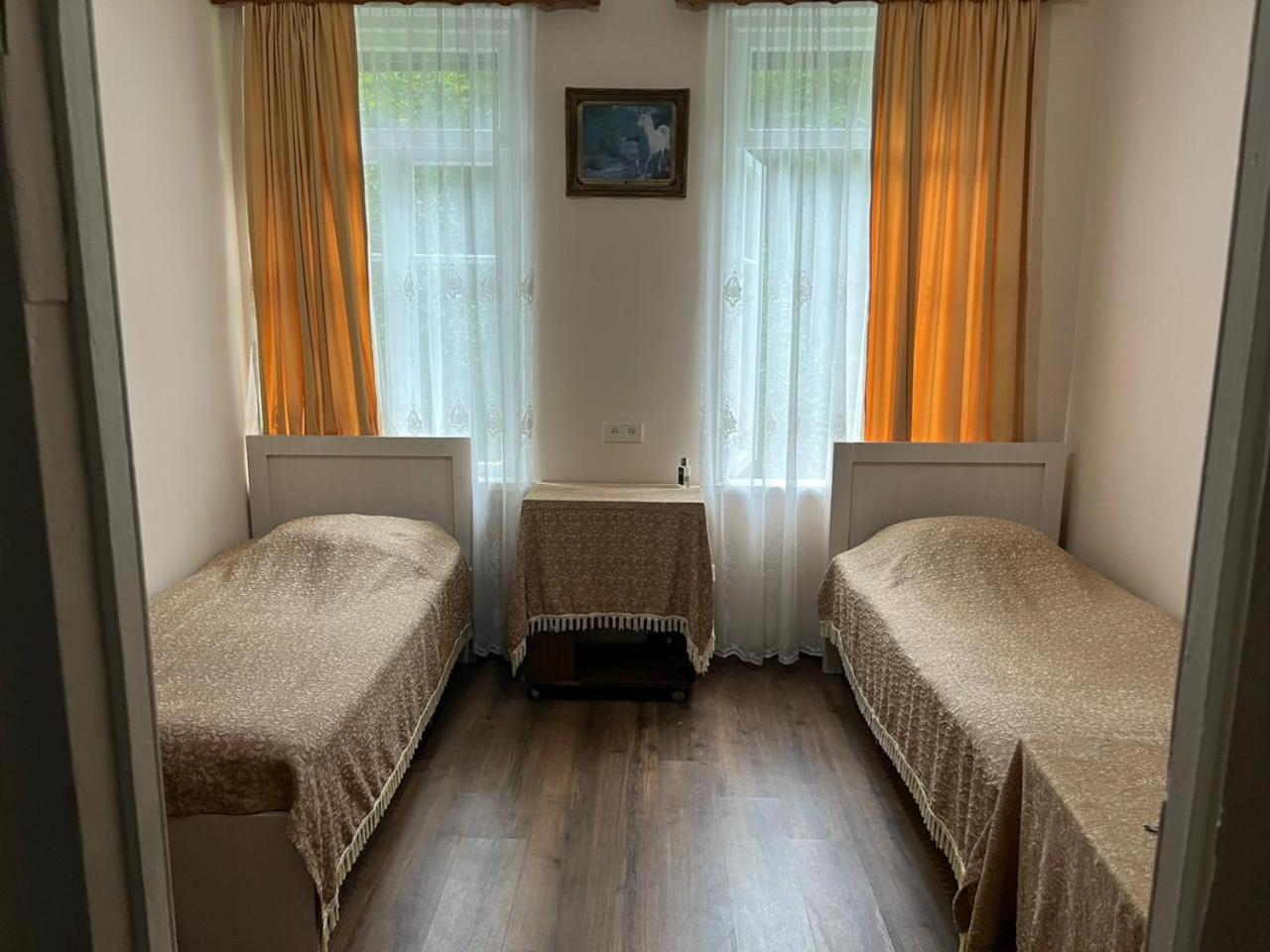 Zukas GUEST HOUSE view 5
