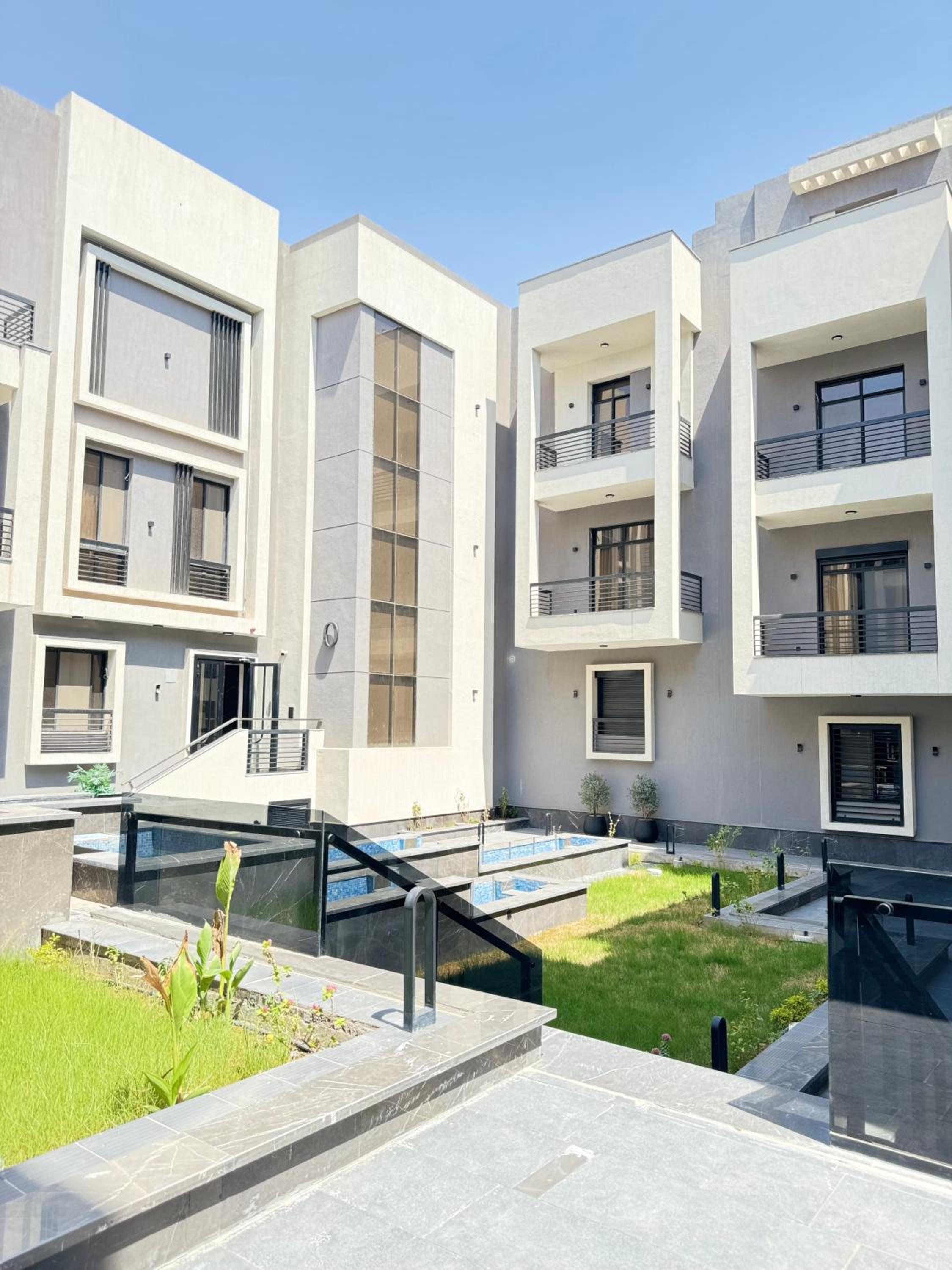 New luxury apartment P08