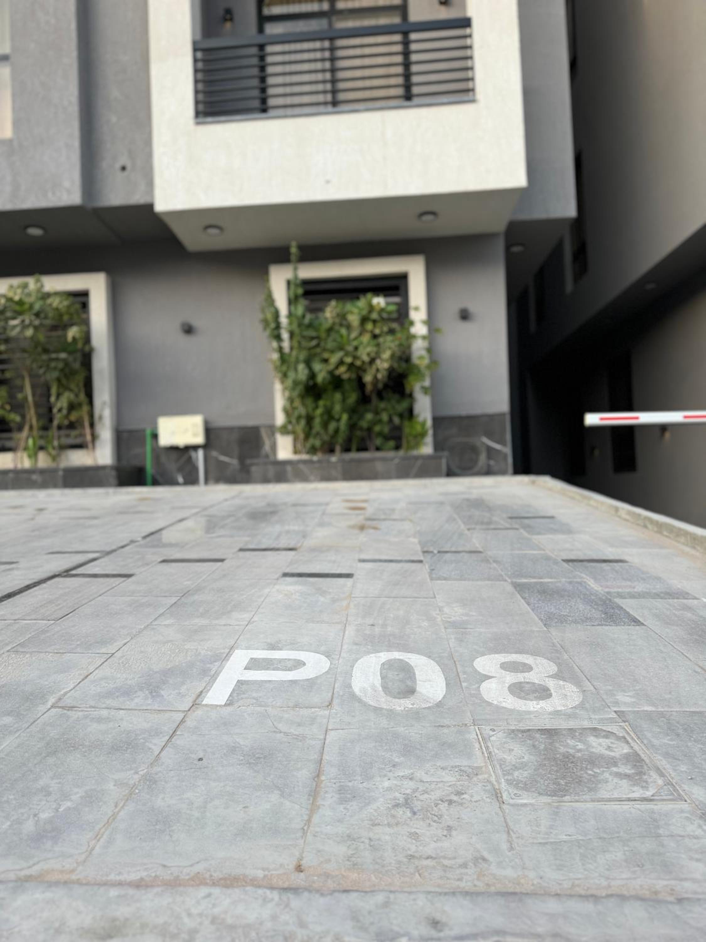 New luxury apartment P08