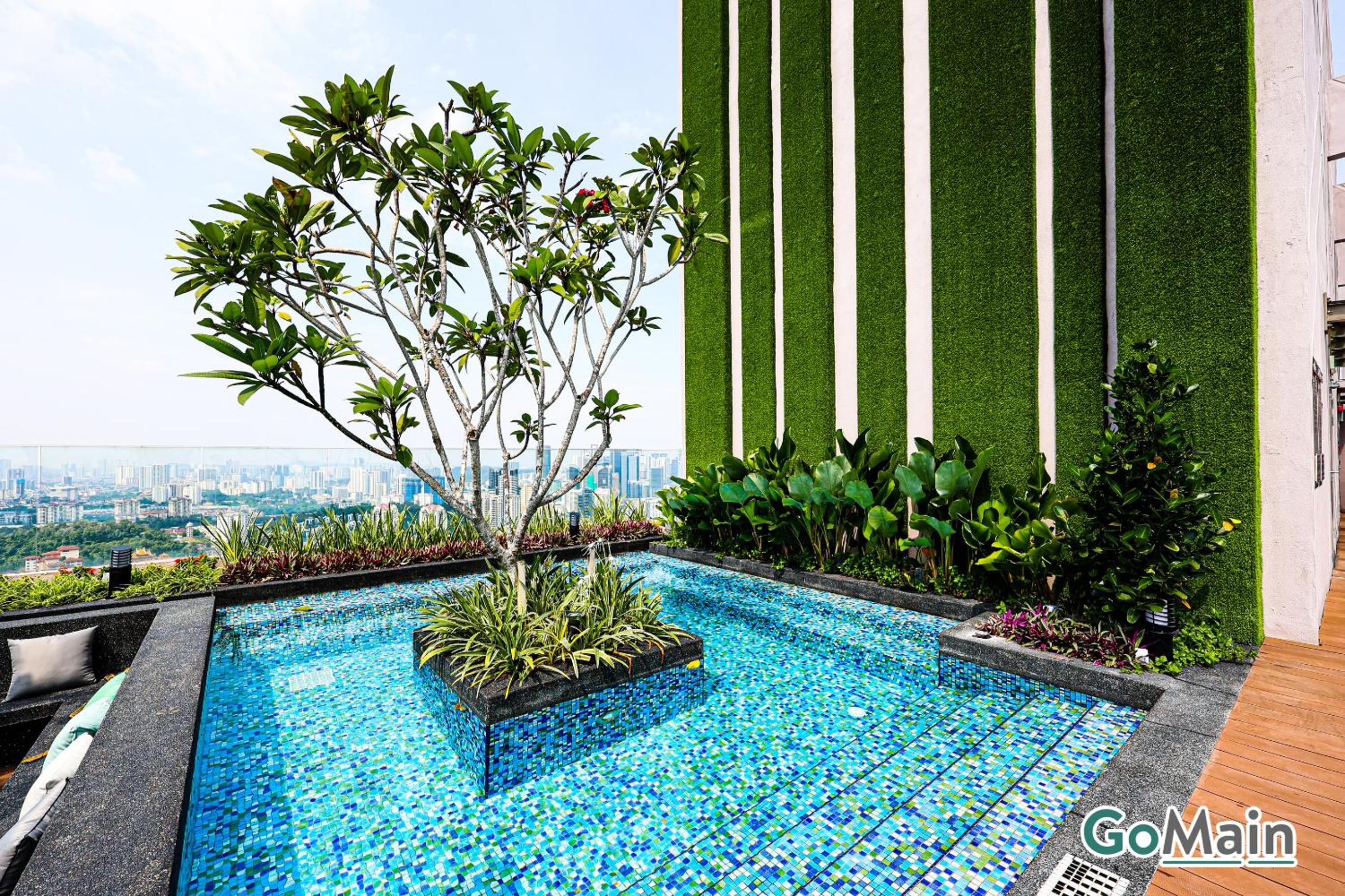 Infinity SkyPool - KL Suite KL Sentral Brickfield by GoMain