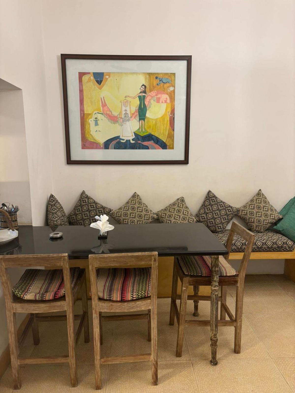 VILLA M - SOLITUDE 1 CANDOLIM GOA 3BHK, Pool Facing, Near Beach, Free Breakfast, Free WIFI and Prime Location