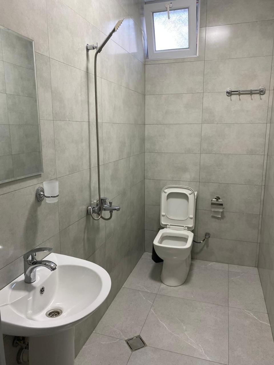 Photo 28