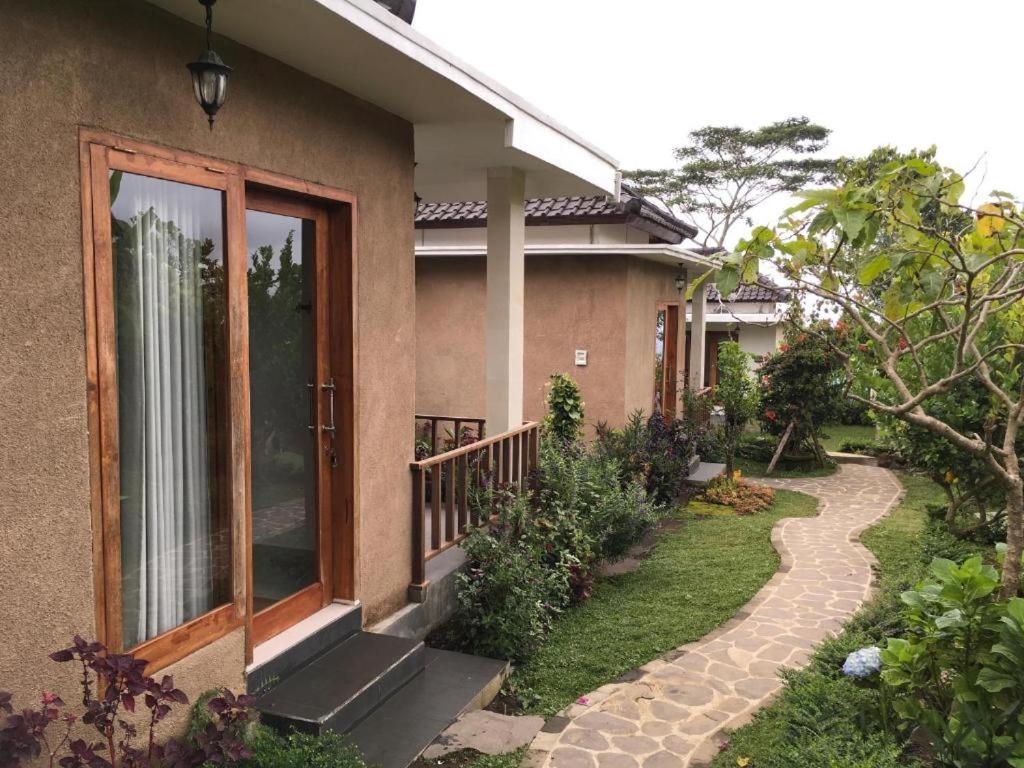 Munduk Garden view 2