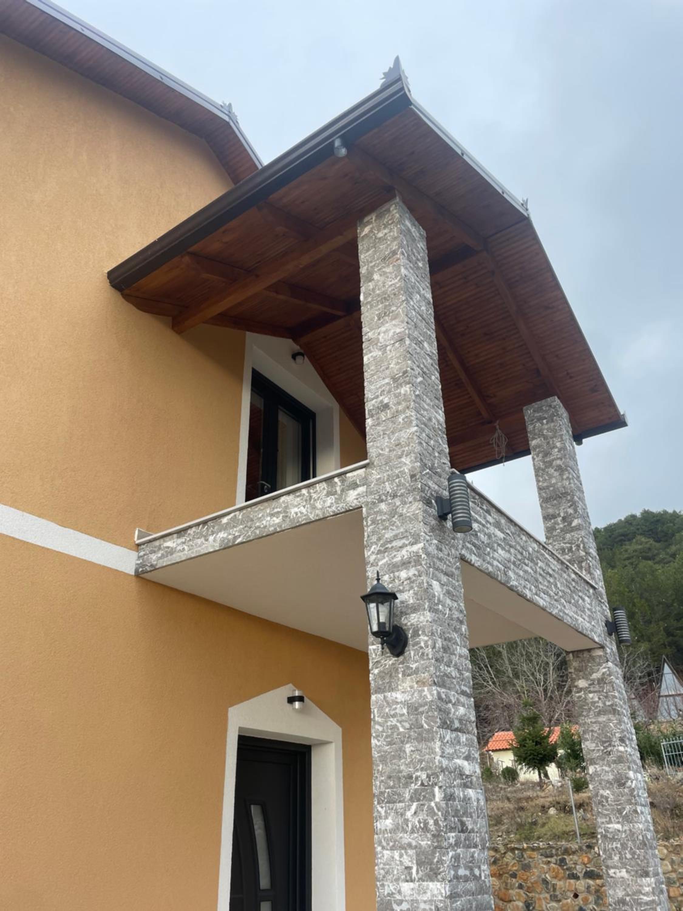 Shtepia Natyres Gjinar 2 photo 4