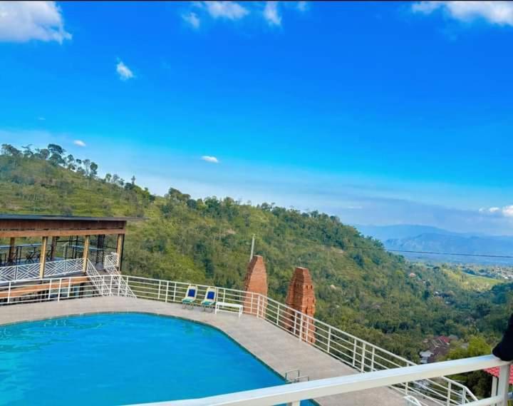 Hotel Tapian Ratu Camp