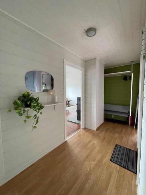 Central apartment near the Fløibanen, cable car view 4