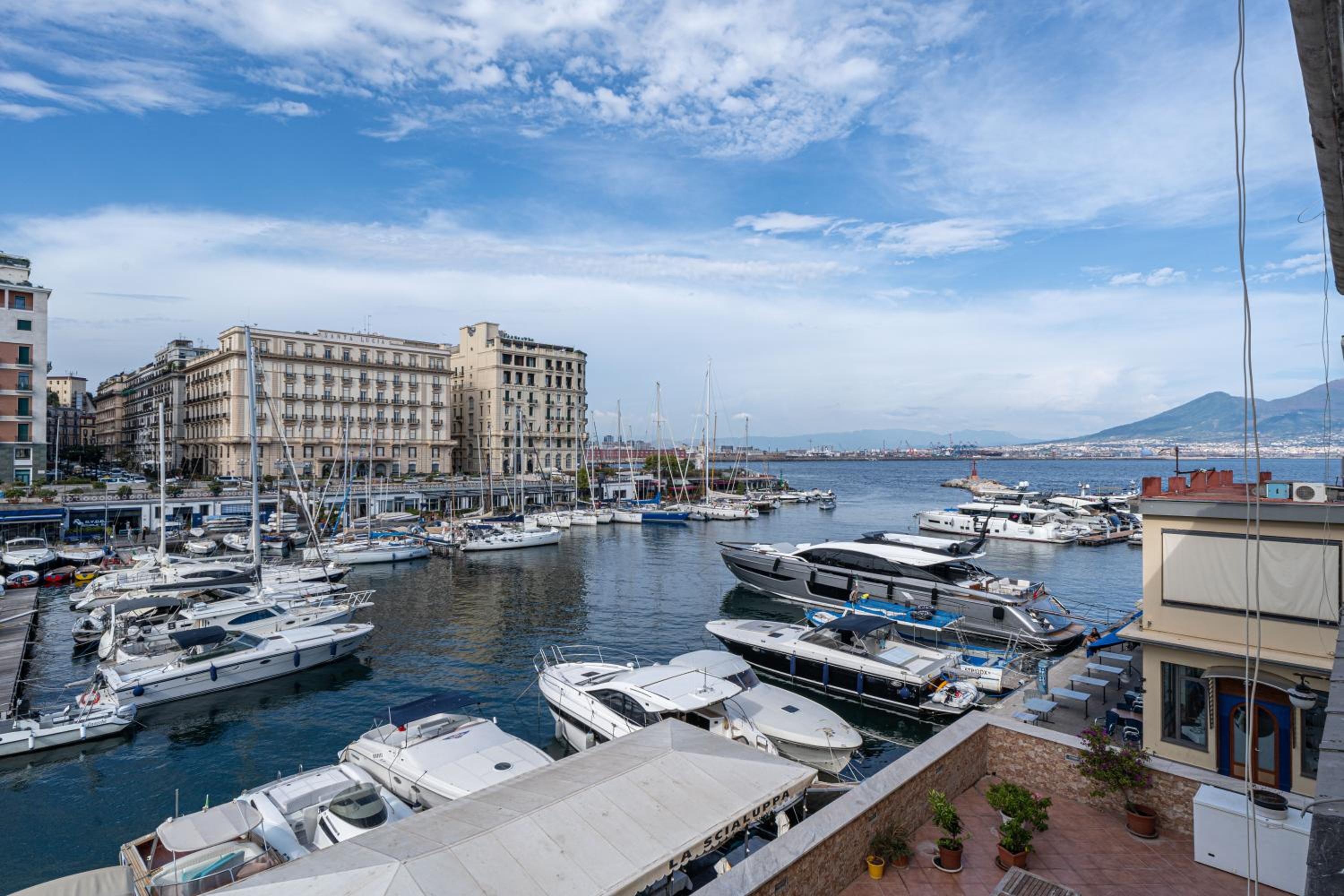 Suite Marinari
