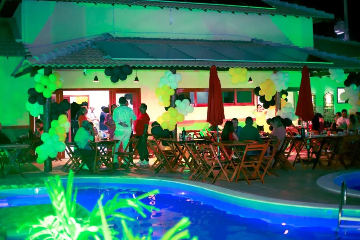 Villa Dubai Pousada, Restaurante e Pizzaria