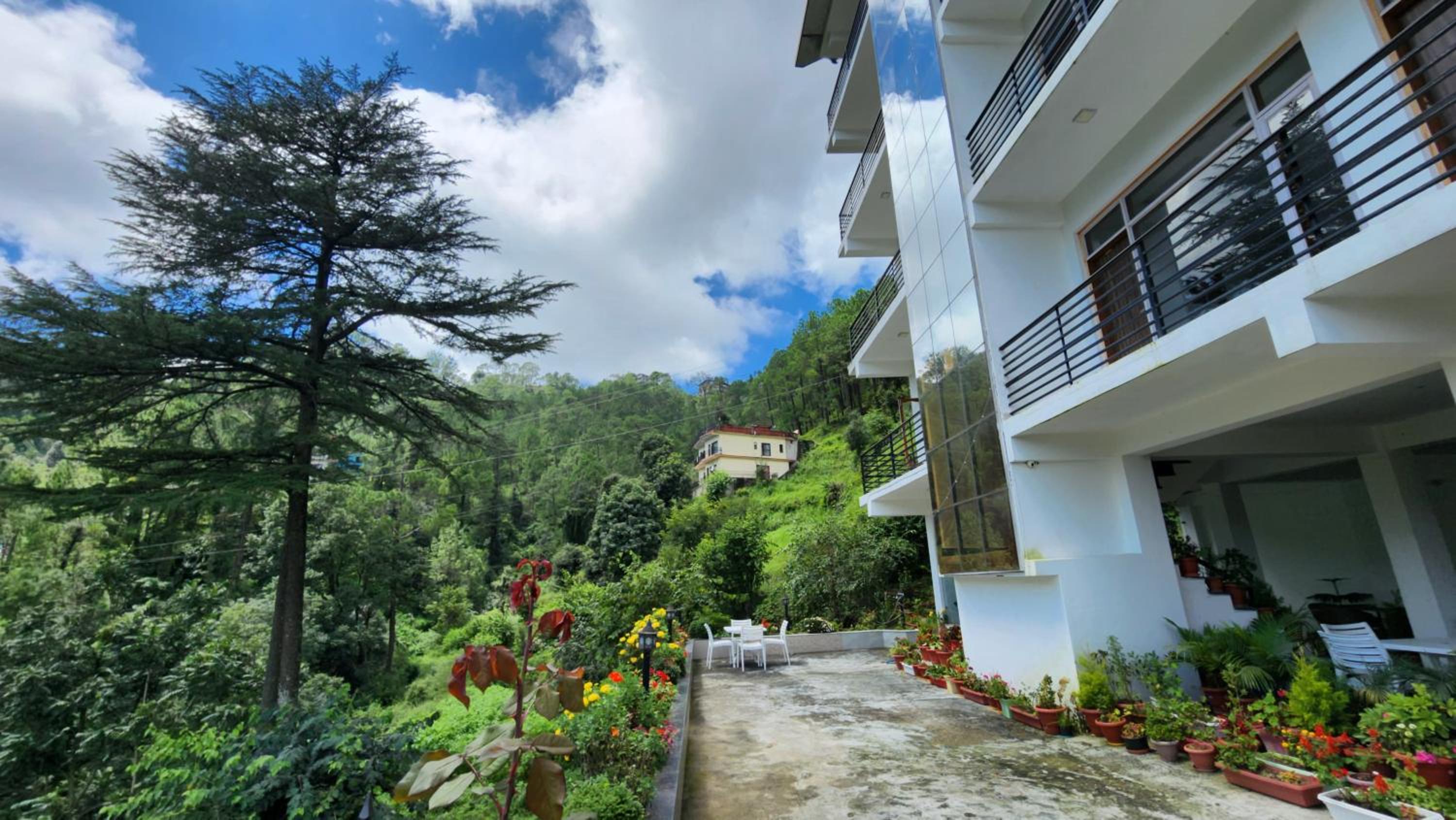 Solitude Inn by Epic Hospitality view 2