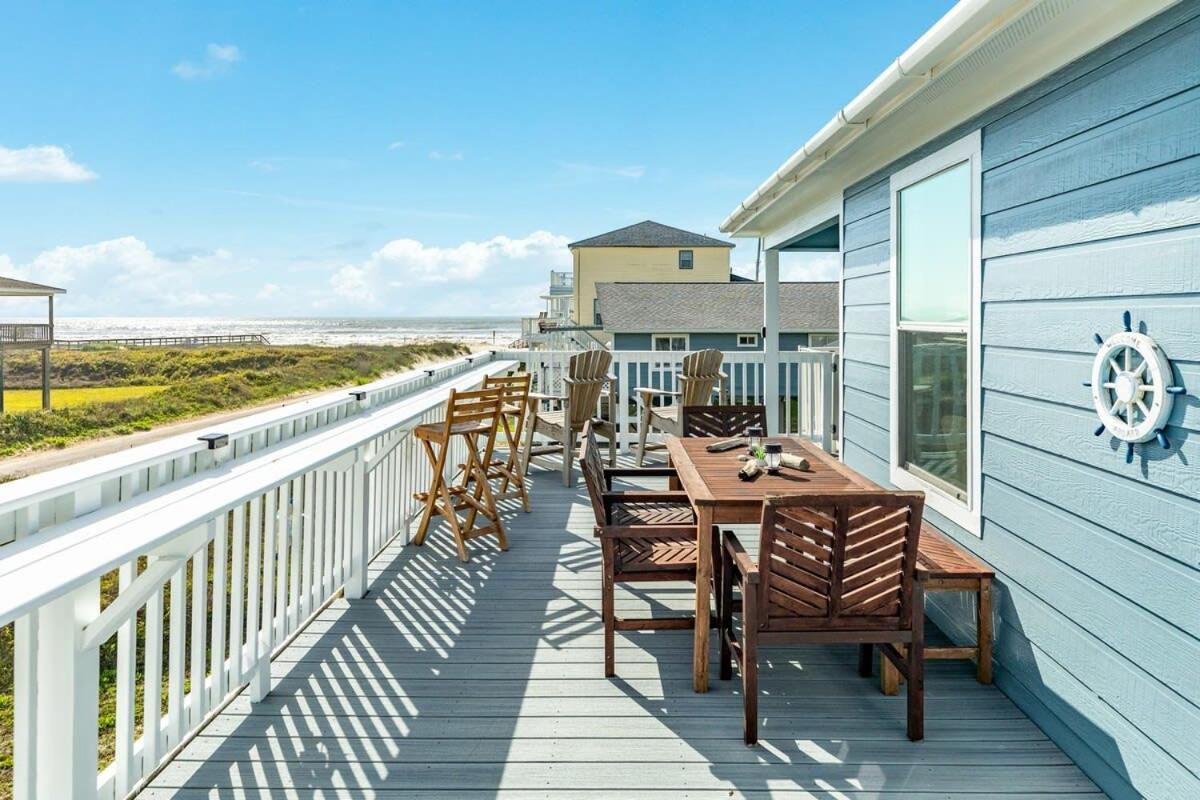 Sunset Sanctuary - Adorable Beach Bungalow with Gorgeous Gulf Views! view 5