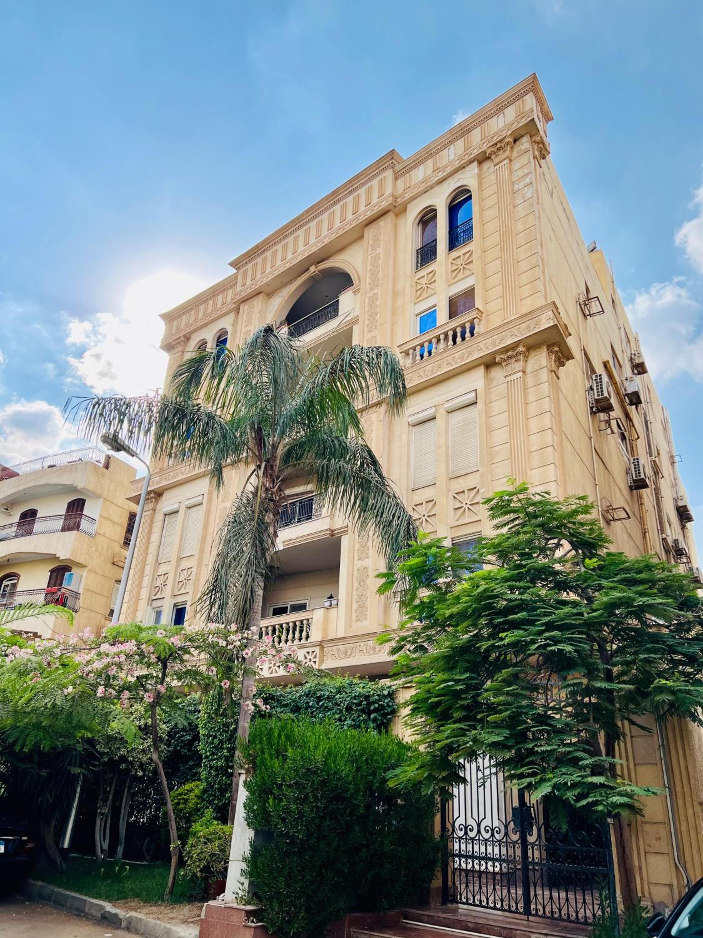 Luxurious apartment with terrace in New Cairo