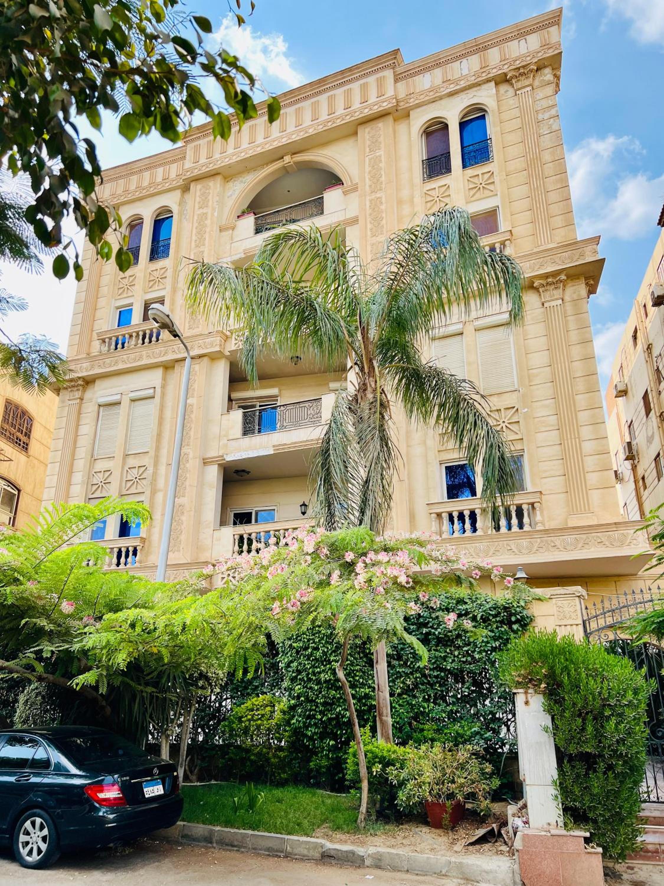 Luxurious apartment with terrace in New Cairo