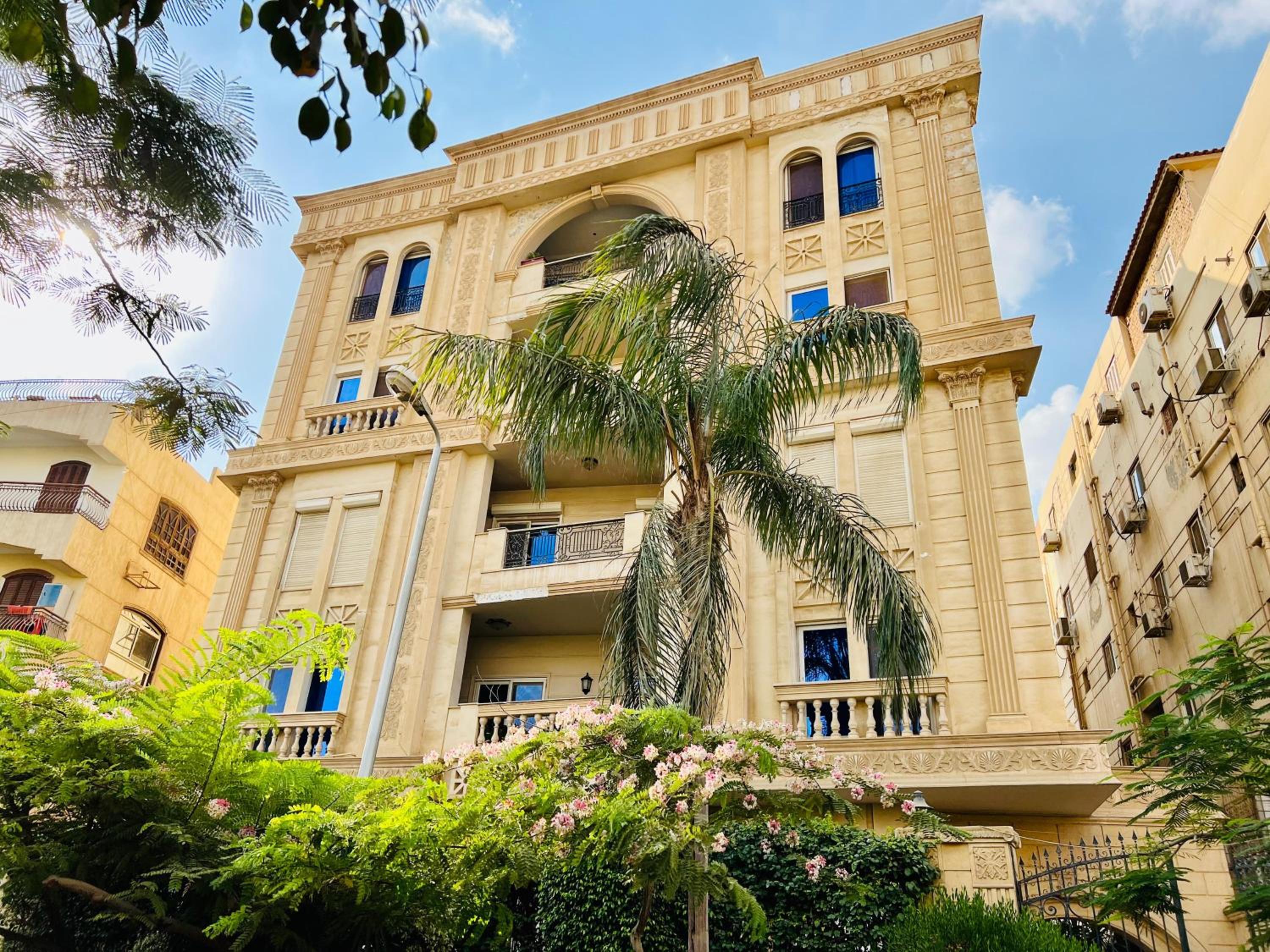 Luxurious apartment with terrace in New Cairo