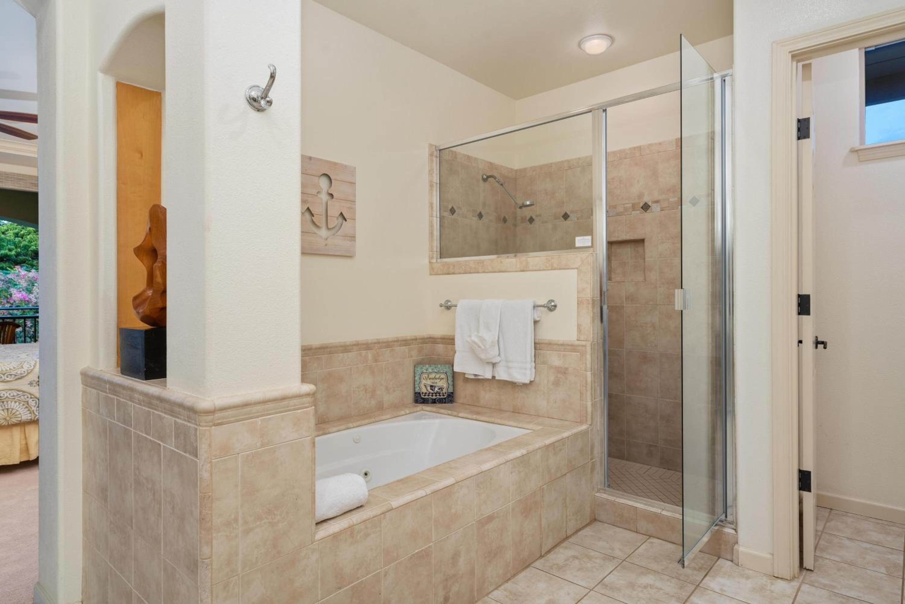 Includes Mauna Lani Beach Club Pass 1506 Fairways at Mauna Lani - Property Image 27